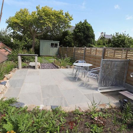 Villa Morawel Fach Newport  Esterno foto