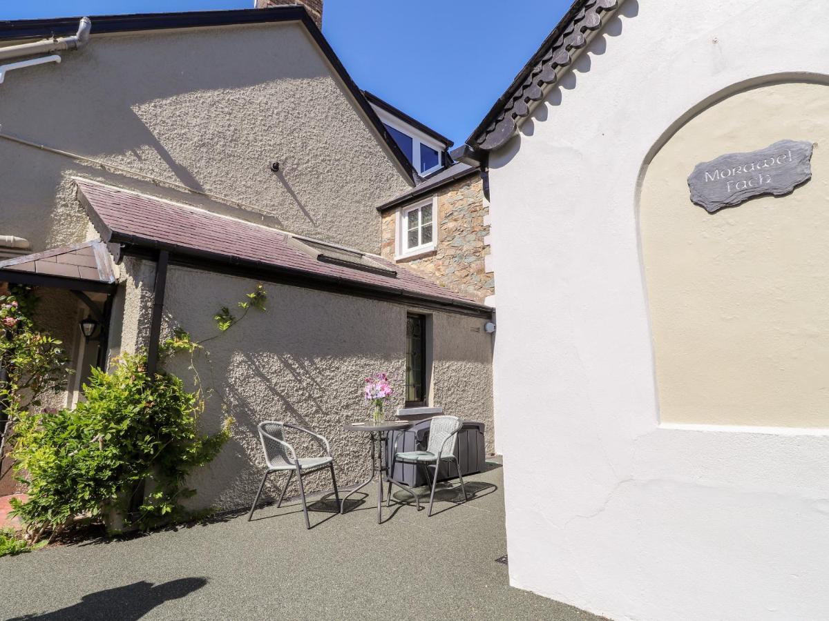 Villa Morawel Fach Newport  Esterno foto