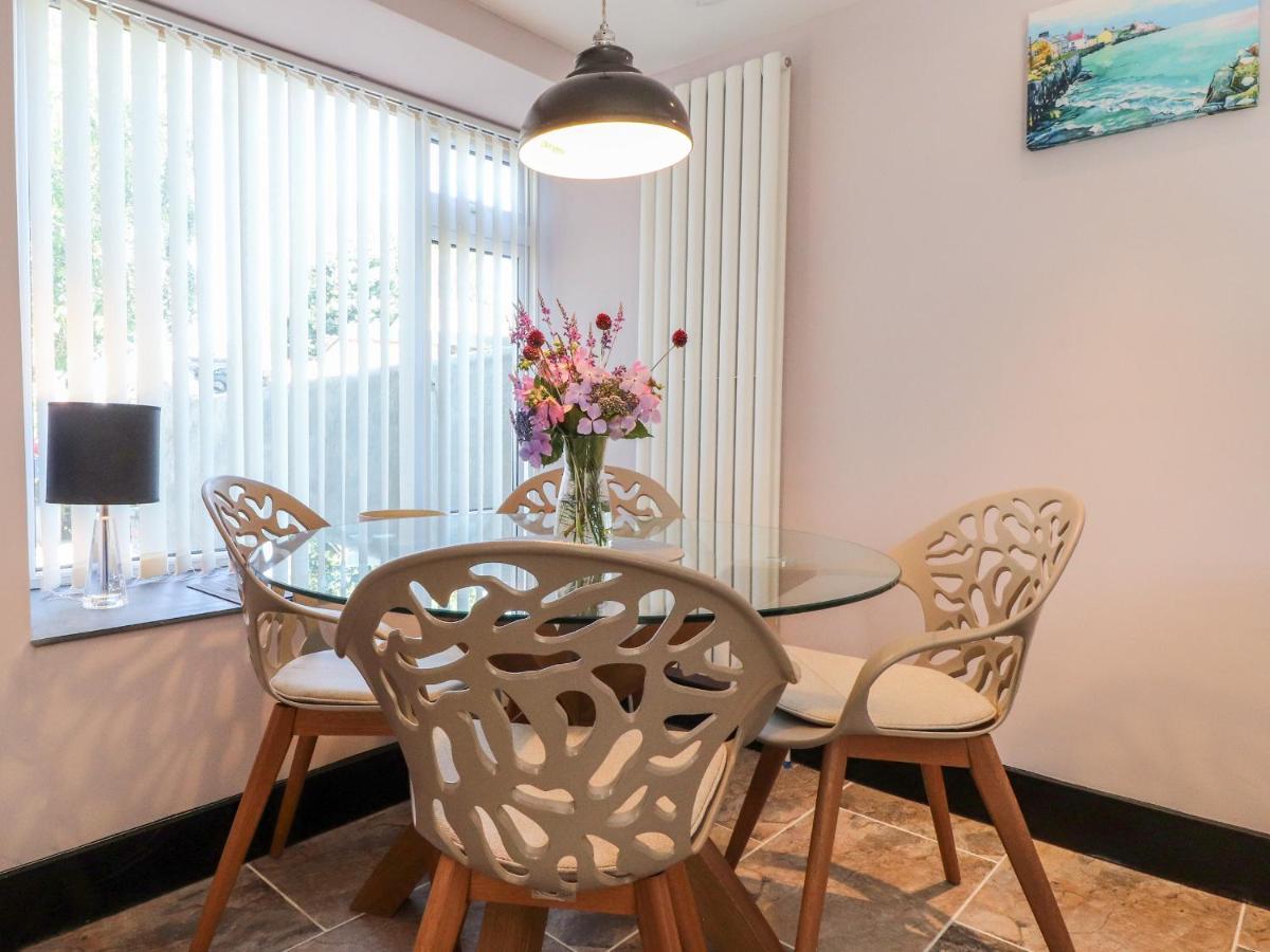 Villa Morawel Fach Newport  Esterno foto