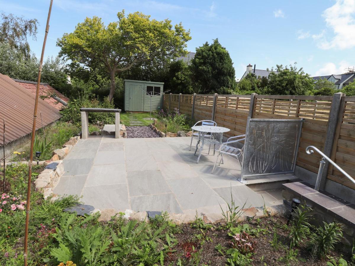 Villa Morawel Fach Newport  Esterno foto